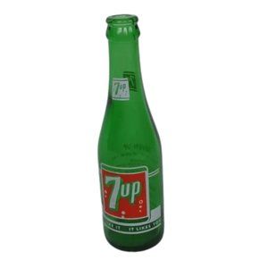 Vintage 7 Up 7 Oz. Glass Pop/Soda Bottle